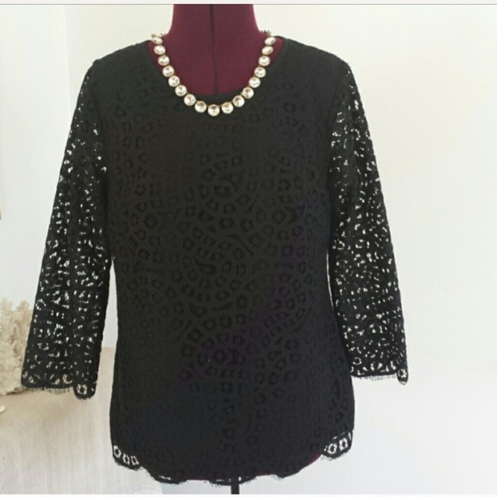 Black Lacey 3/4 length top